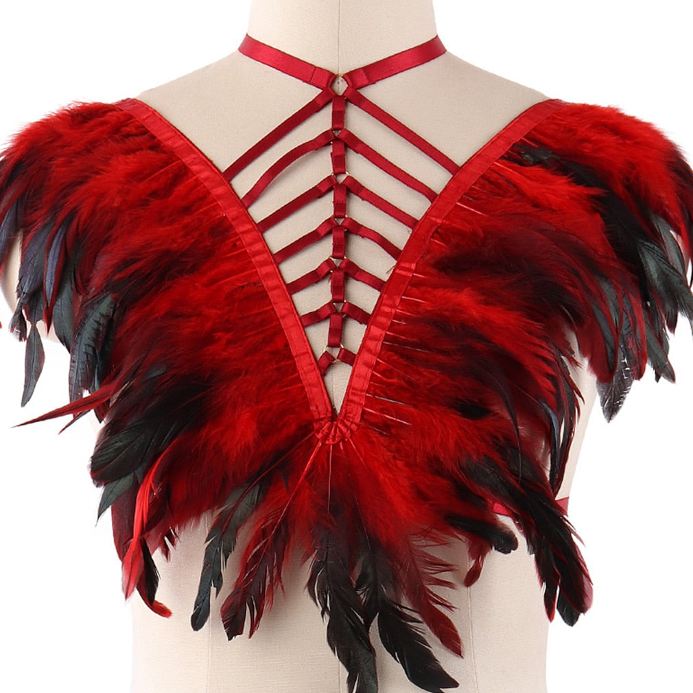 H908c1e7cb8f940a4b82b71b9fca08b495_ae1aeefa-8245-4a3d-95e9-ccb5dcfba718 Bustier Soirée à Plumes Ignace, bustier rouge avec harnais