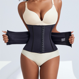 corset amincissant de couleur noire