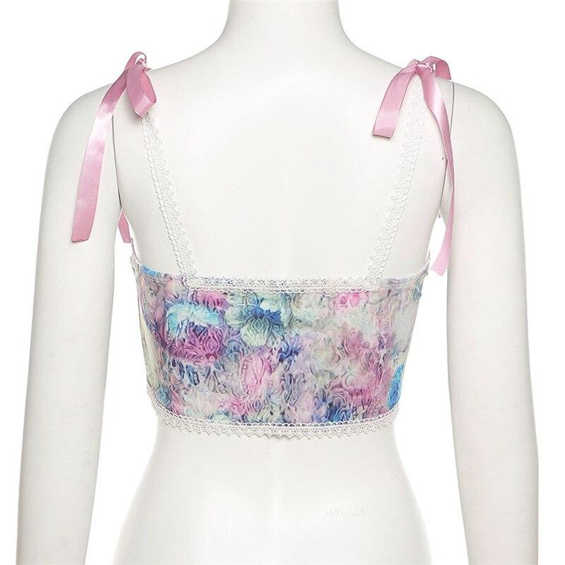 corset-ancien-femme-vu-dos