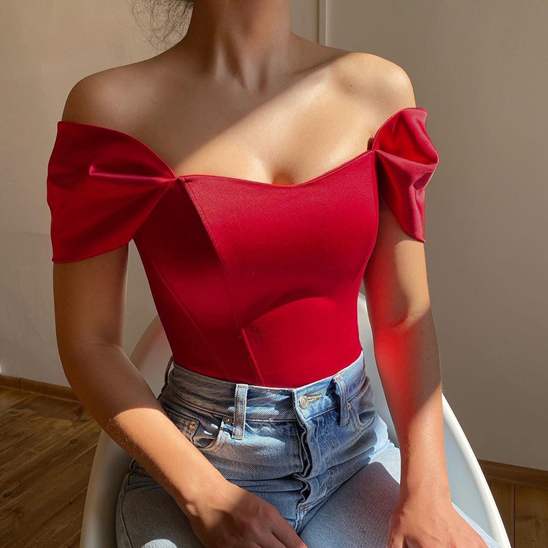 corset-pour-femme-couleur-rouge